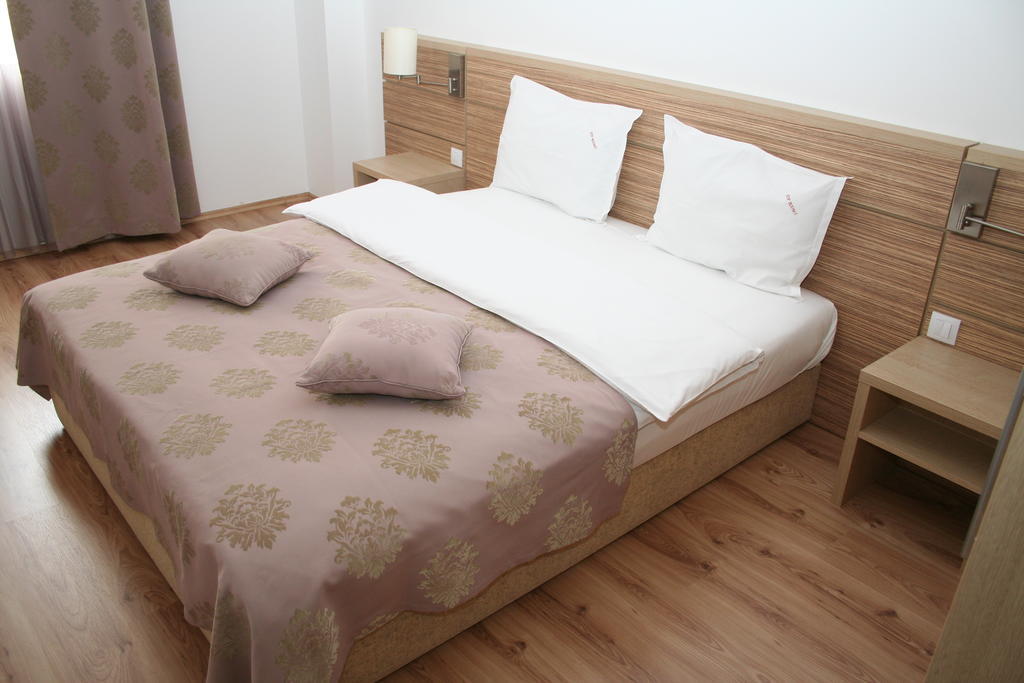 Top Rooms Aparthotel Βουκουρέστι Δωμάτιο φωτογραφία